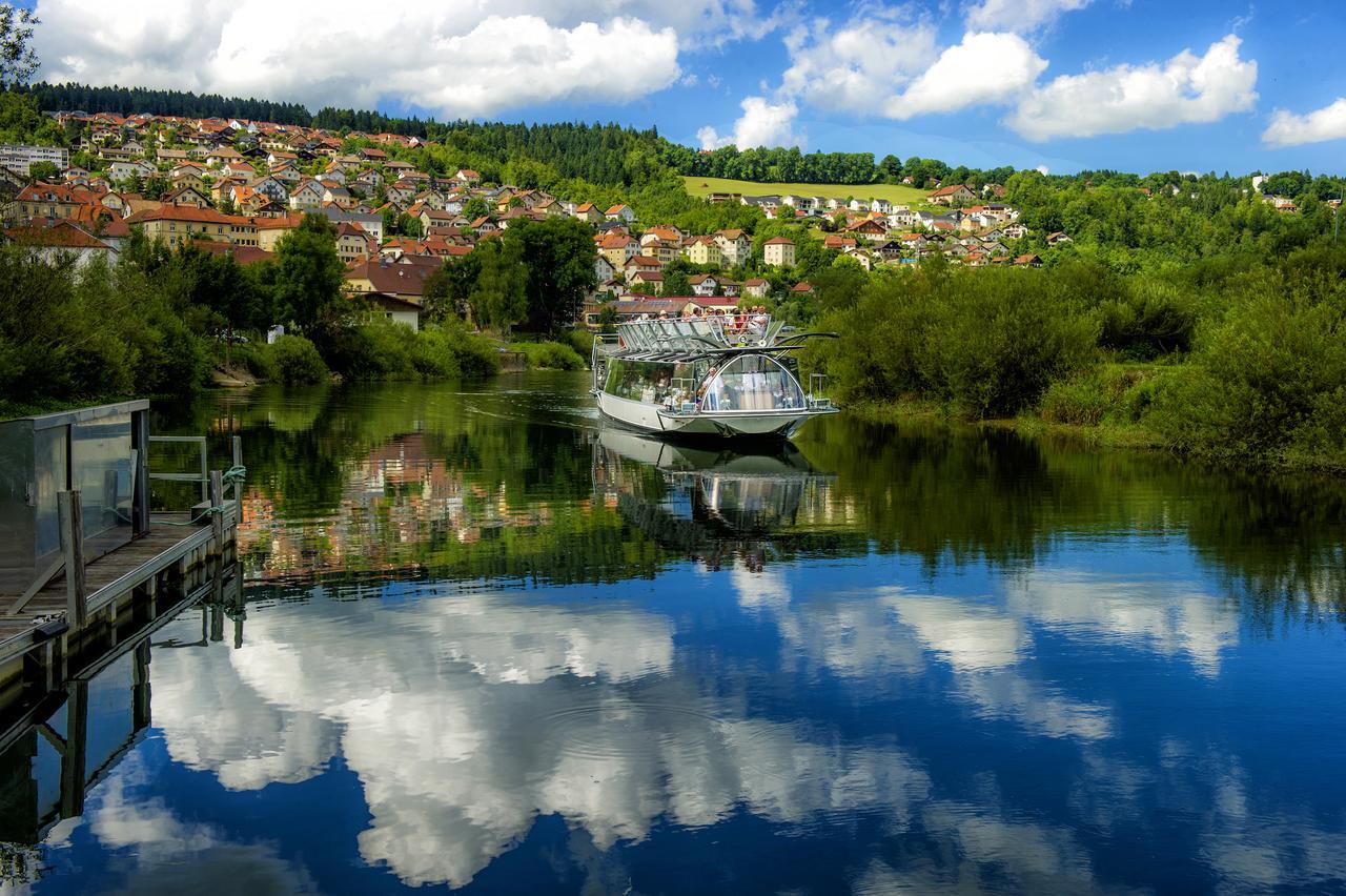 Hotel Evasion Tonique Villers-le-Lac Esterno foto